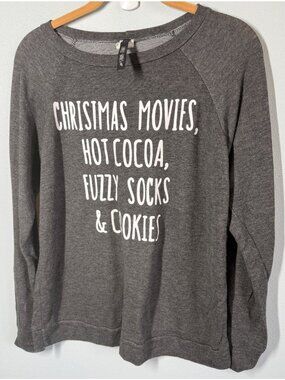 Lovely Souls Gray Christmas Graphic Sweatshirt Medium Relaxed Lightweight Festiv